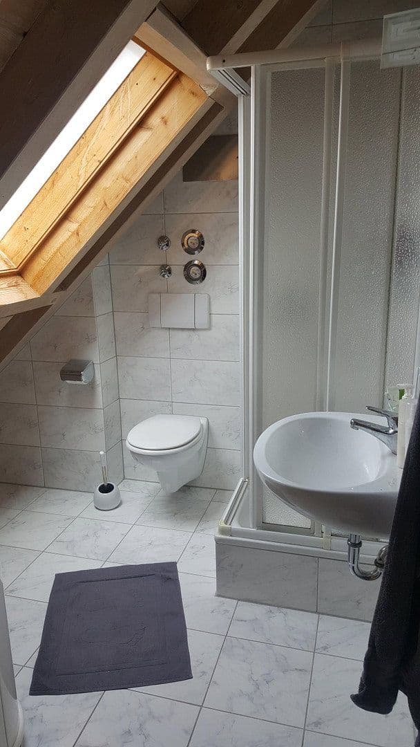 Prenájom bytu 3-izbový 106 m², Jakobstraße 27, Steinenbronn, Bádensko-Wurttembersko Prenájom bytu 3-izbový 106 m², Jakobstraße 27, Steinenbronn, Bádensko-Wurttembersko