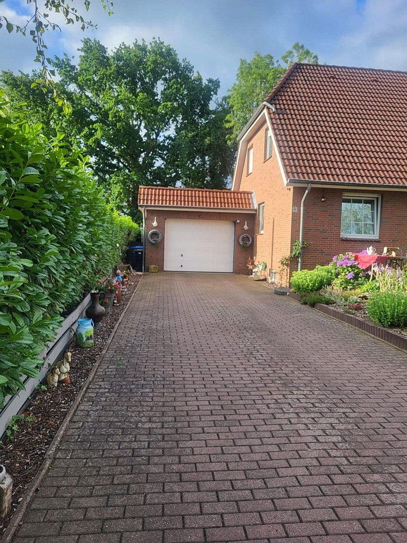 Predaj domu 140 m², pozemok 583 m², Hemmoor, Dolné Sasko Predaj domu 140 m², pozemok 583 m², Hemmoor, Dolné Sasko