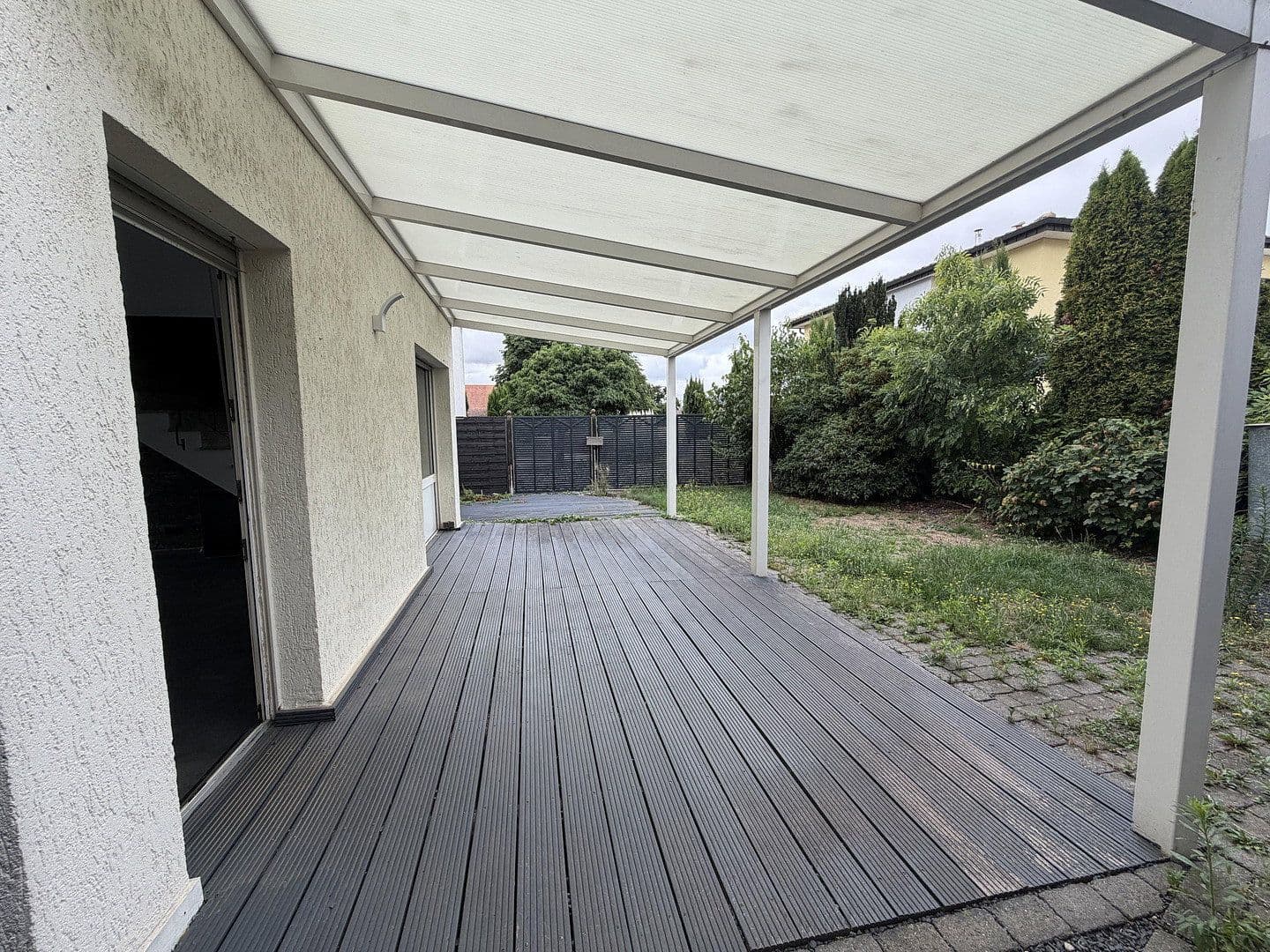 Prenájom domu 110 m², pozemok 202 m², Linderner Bahn 53, Geilenkirchen, Severné Porýnie - Westfálsko Prenájom domu 110 m², pozemok 202 m², Linderner Bahn 53, Geilenkirchen, Severné Porýnie - Westfálsko