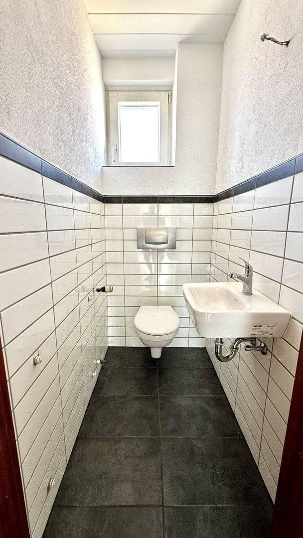 Prenájom bytu 3-izbový 80 m², Marktstraße 49, Winnenden, Bádensko-Wurttembersko Prenájom bytu 3-izbový 80 m², Marktstraße 49, Winnenden, Bádensko-Wurttembersko