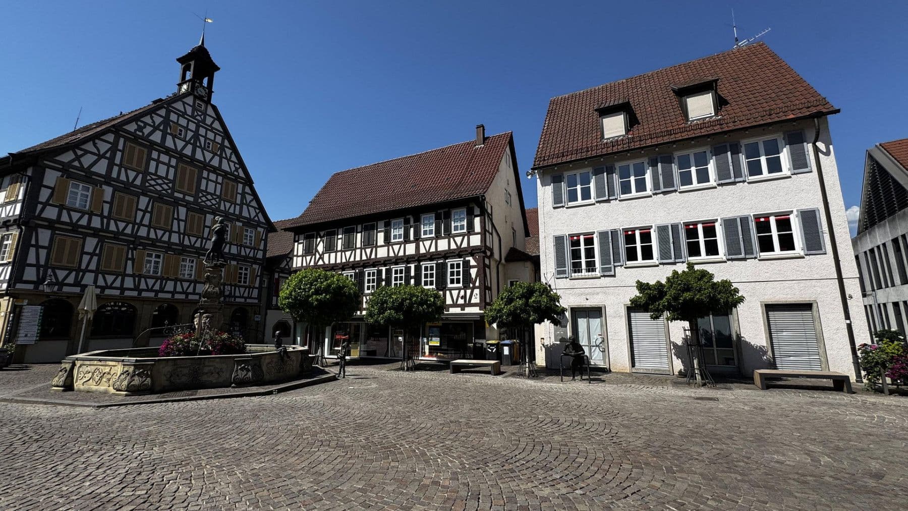 Prenájom bytu 3-izbový 80 m², Marktstraße 49, Winnenden, Bádensko-Wurttembersko Prenájom bytu 3-izbový 80 m², Marktstraße 49, Winnenden, Bádensko-Wurttembersko