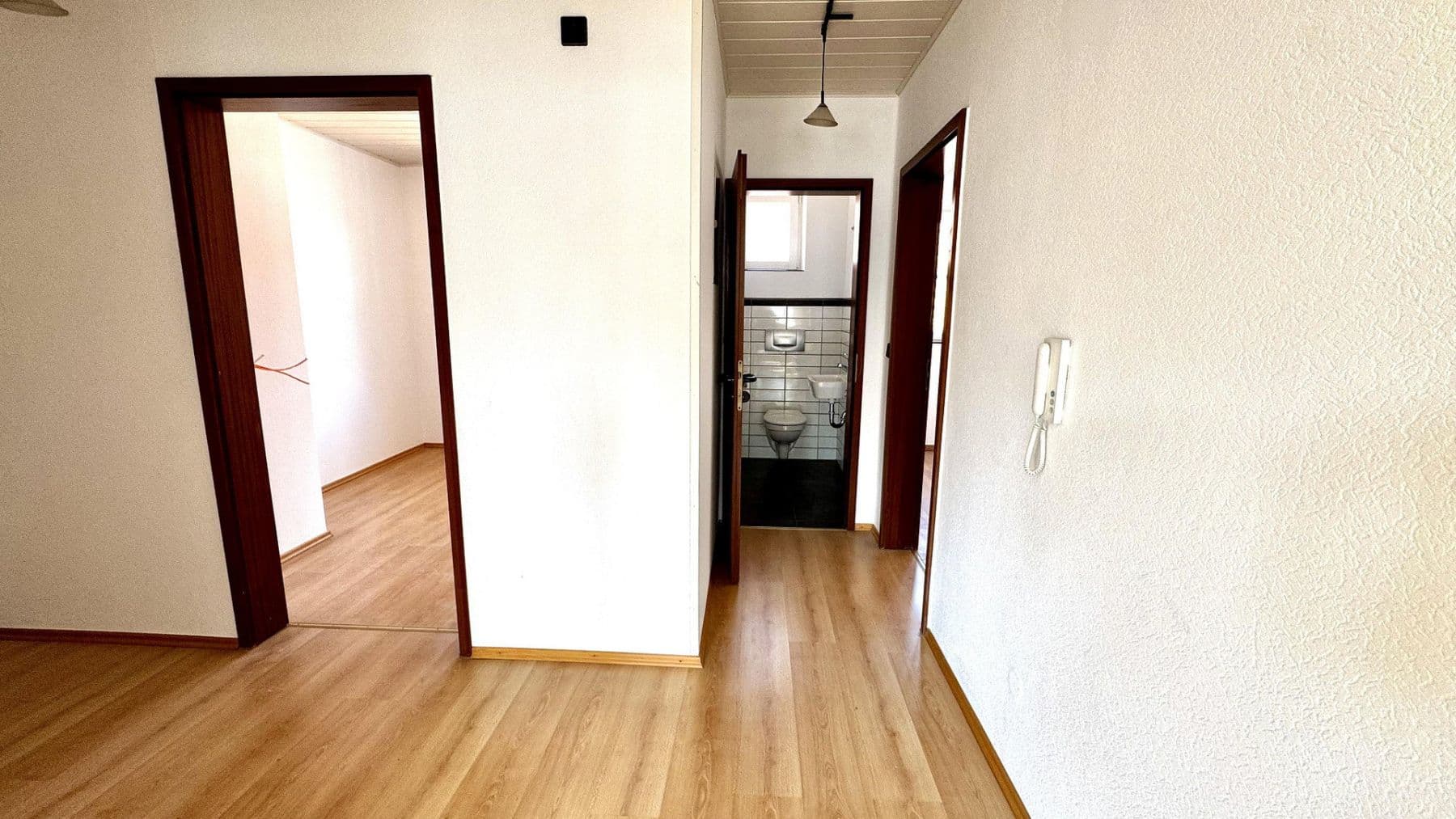 Prenájom bytu 3-izbový 80 m², Marktstraße 49, Winnenden, Bádensko-Wurttembersko Prenájom bytu 3-izbový 80 m², Marktstraße 49, Winnenden, Bádensko-Wurttembersko