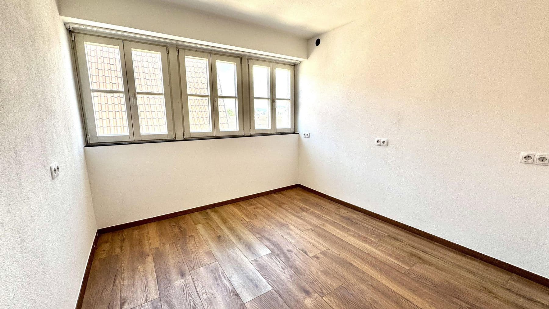 Prenájom bytu 3-izbový 80 m², Marktstraße 49, Winnenden, Bádensko-Wurttembersko Prenájom bytu 3-izbový 80 m², Marktstraße 49, Winnenden, Bádensko-Wurttembersko