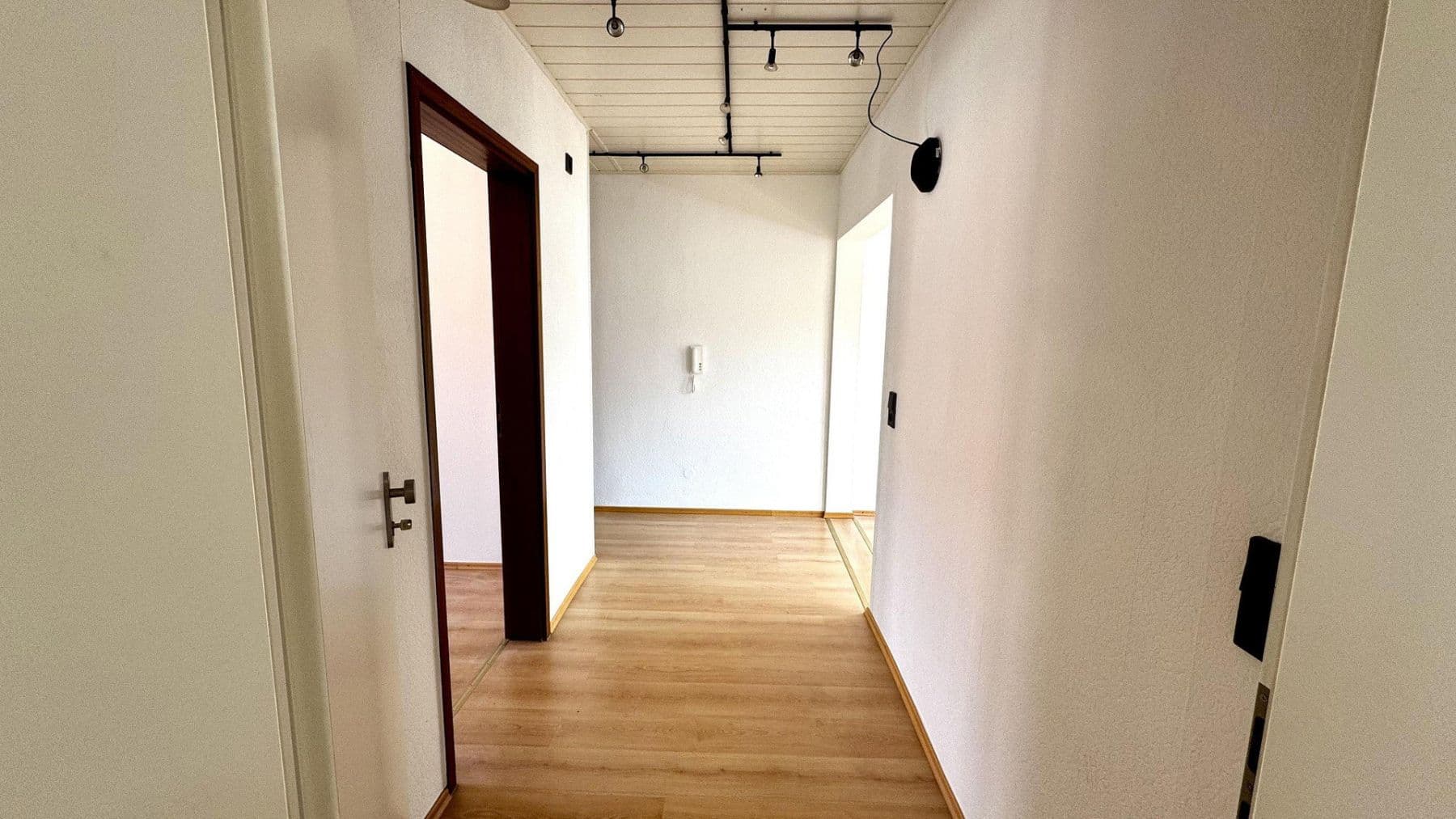 Prenájom bytu 3-izbový 80 m², Marktstraße 49, Winnenden, Bádensko-Wurttembersko Prenájom bytu 3-izbový 80 m², Marktstraße 49, Winnenden, Bádensko-Wurttembersko