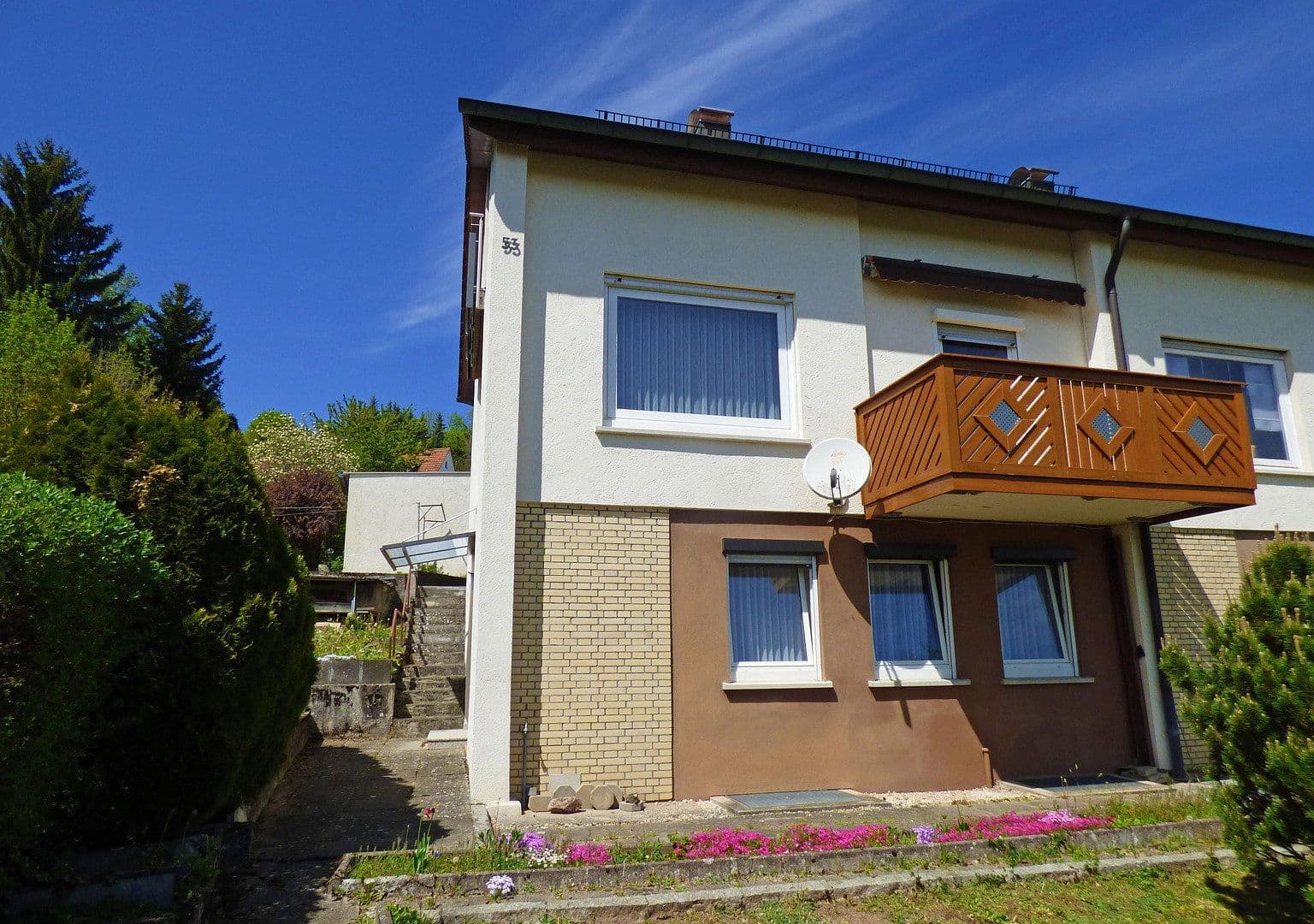 Predaj domu 129 m², pozemok 343 m², Schwäbisch Gmünd, Bádensko-Wurttembersko Predaj domu 129 m², pozemok 343 m², Schwäbisch Gmünd, Bádensko-Wurttembersko
