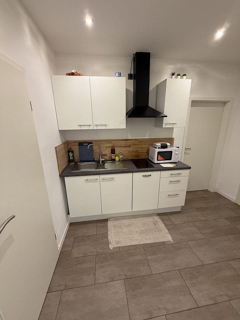 Prenájom bytu 16 m², Peter-Henlein-Straße 78, Nürnberg, Bavorsko Prenájom bytu 16 m², Peter-Henlein-Straße 78, Nürnberg, Bavorsko