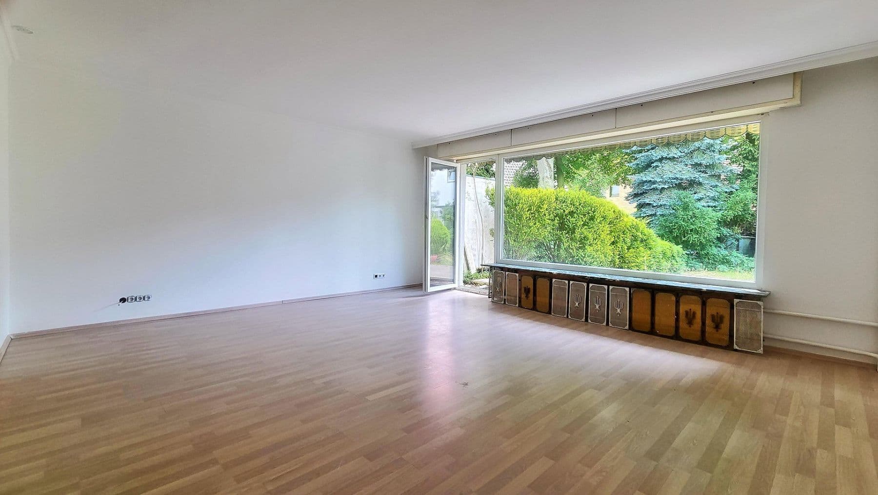 Predaj domu 93 m², pozemok 280 m², Berlin, Berlín Predaj domu 93 m², pozemok 280 m², Berlin, Berlín