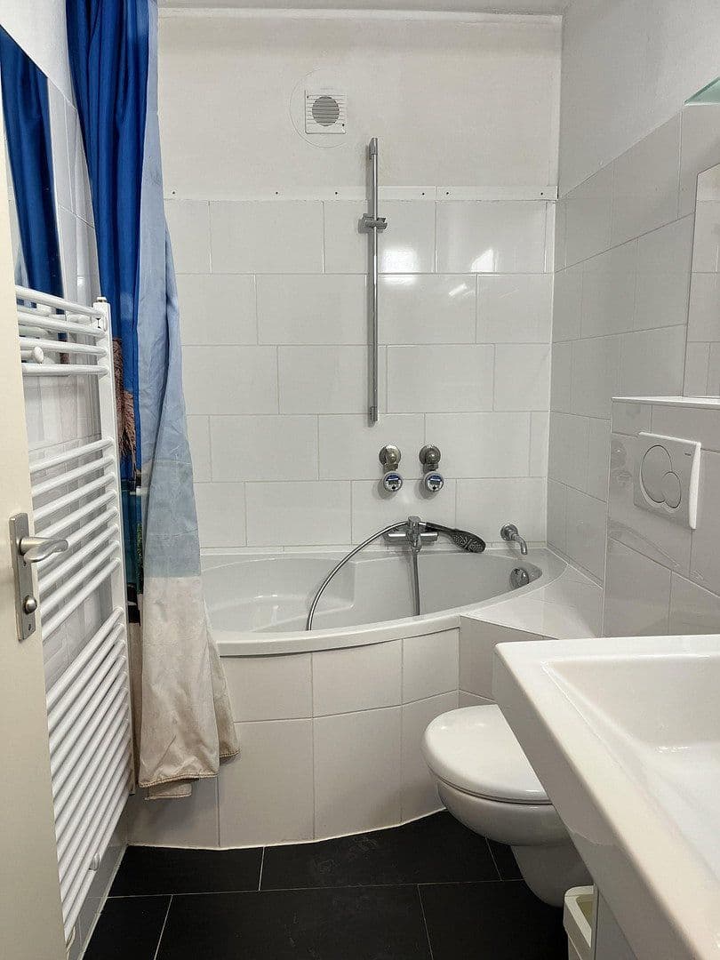 Prenájom bytu 1-izbový 36 m², Drygalskiallee 118, München, Bavorsko Prenájom bytu 1-izbový 36 m², Drygalskiallee 118, München, Bavorsko
