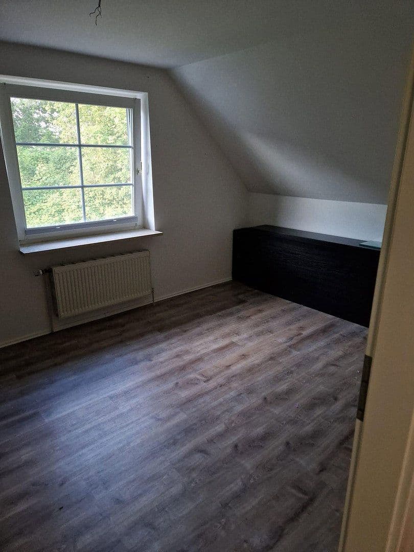Predaj domu 100 m², pozemok 298 m², Am Raaer Moor 6a, Elmshorn, Šlezvicko-Holštajnsko Predaj domu 100 m², pozemok 298 m², Am Raaer Moor 6a, Elmshorn, Šlezvicko-Holštajnsko