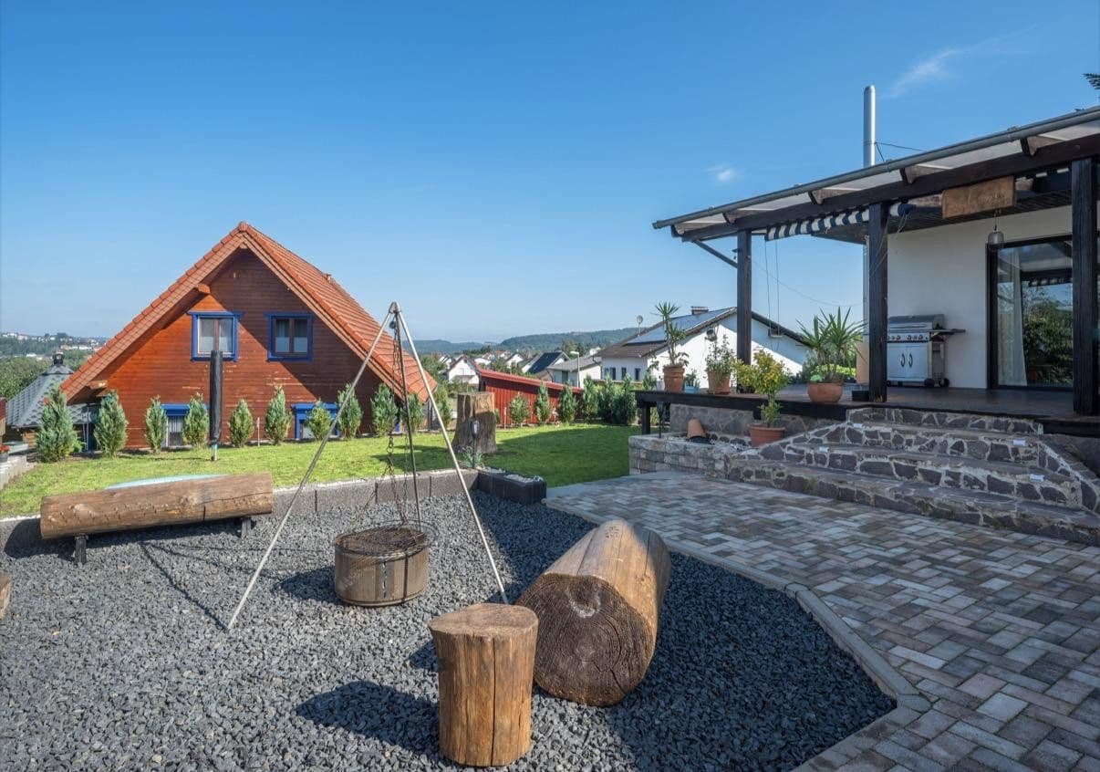 Predaj domu 240 m², pozemok 769 m², Krappelroth 29, Schmelz, Sársko Predaj domu 240 m², pozemok 769 m², Krappelroth 29, Schmelz, Sársko