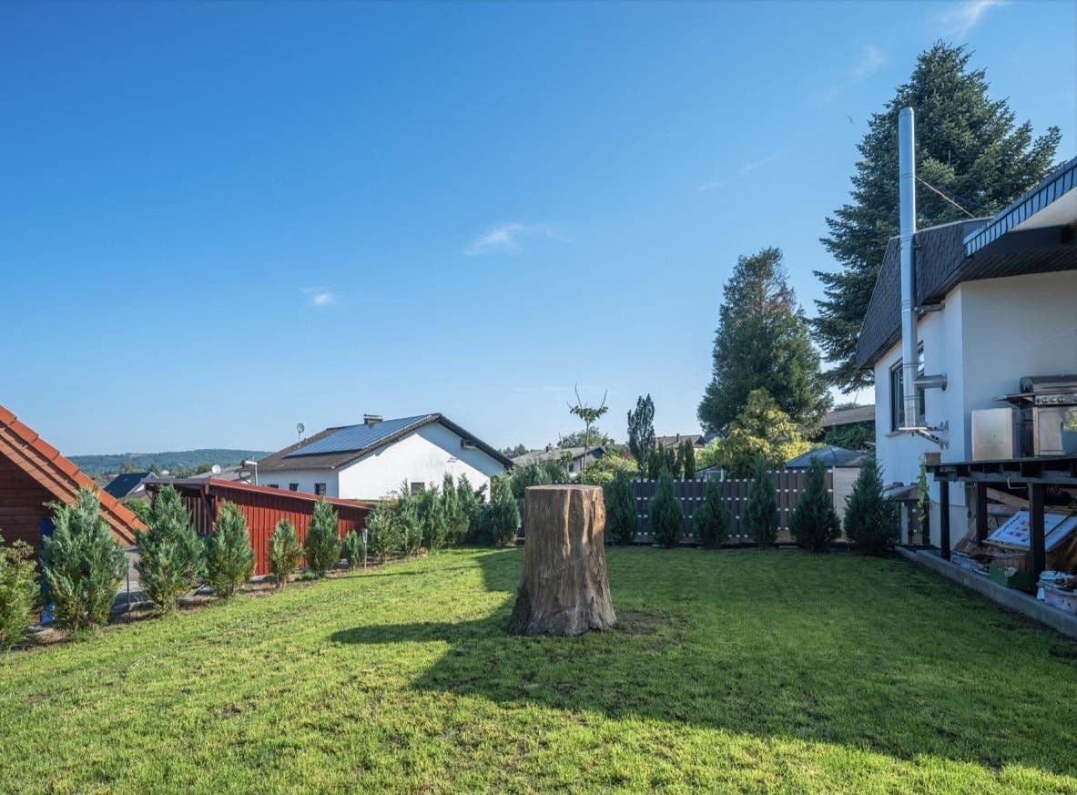 Predaj domu 240 m², pozemok 769 m², Krappelroth 29, Schmelz, Sársko Predaj domu 240 m², pozemok 769 m², Krappelroth 29, Schmelz, Sársko