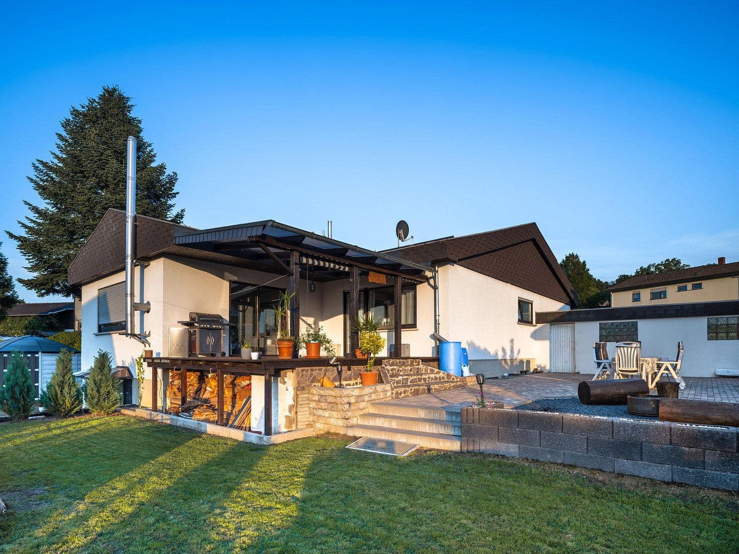 Predaj domu 240 m², pozemok 769 m², Krappelroth 29, Schmelz, Sársko Predaj domu 240 m², pozemok 769 m², Krappelroth 29, Schmelz, Sársko