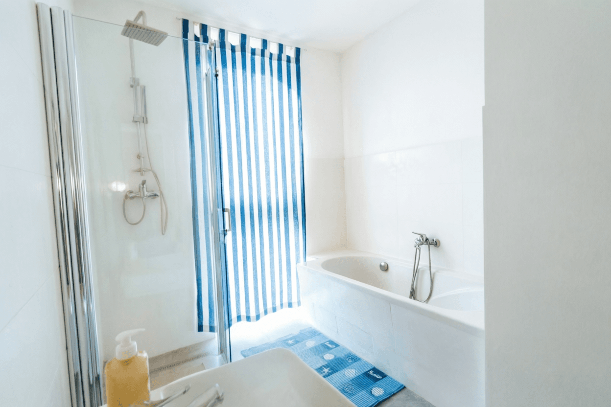 Predaj bytu 4-izbový 107 m², Berlin, Berlín Predaj bytu 4-izbový 107 m², Berlin, Berlín