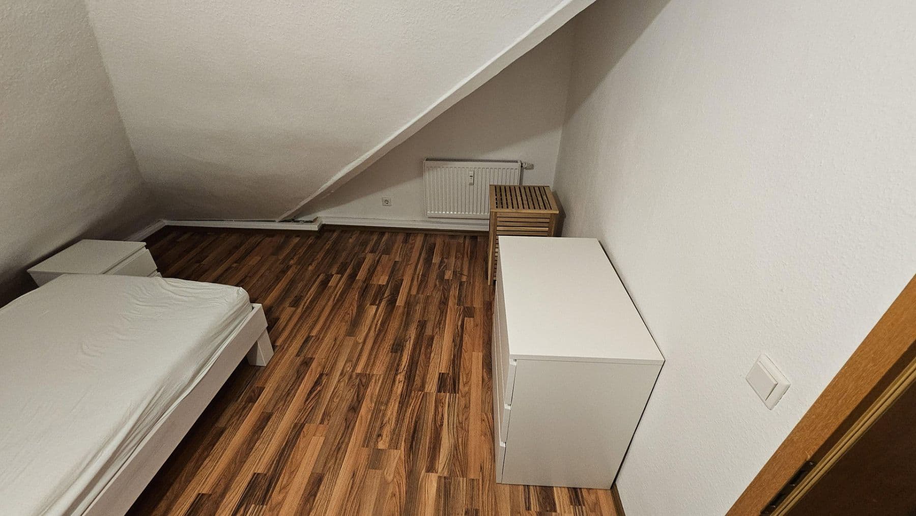 Prenájom bytu 4-izbový 93 m², Mülheimer Straße 76, Essen, Severné Porýnie - Westfálsko Prenájom bytu 4-izbový 93 m², Mülheimer Straße 76, Essen, Severné Porýnie - Westfálsko