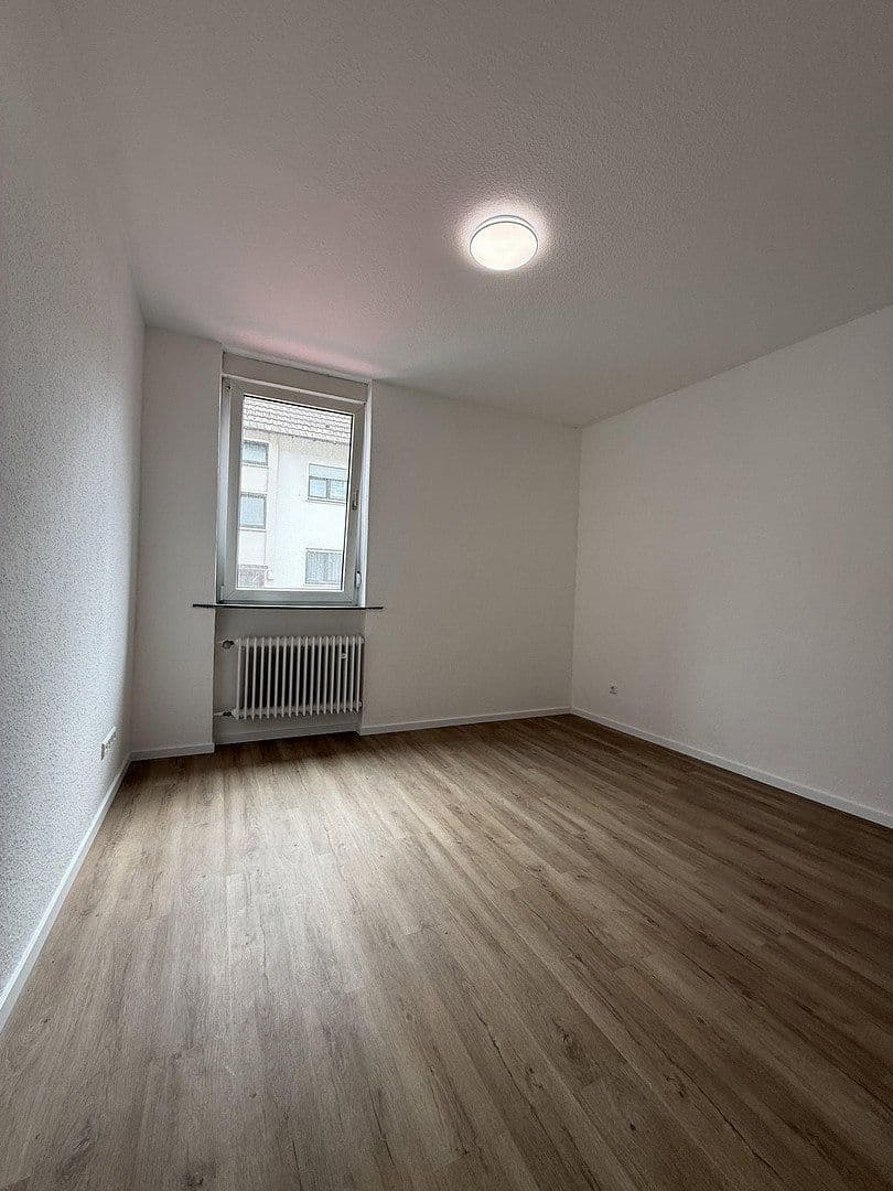 Prenájom bytu 3-izbový 68 m², Stutensee, Bádensko-Wurttembersko Prenájom bytu 3-izbový 68 m², Stutensee, Bádensko-Wurttembersko