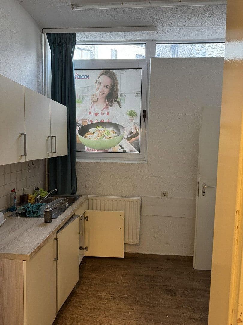 Prenájom nebytového priestoru 636 m², Stiftstr. 1 - 2, Herdecke, Severné Porýnie - Westfálsko Prenájom nebytového priestoru 636 m², Stiftstr. 1 - 2, Herdecke, Severné Porýnie - Westfálsko