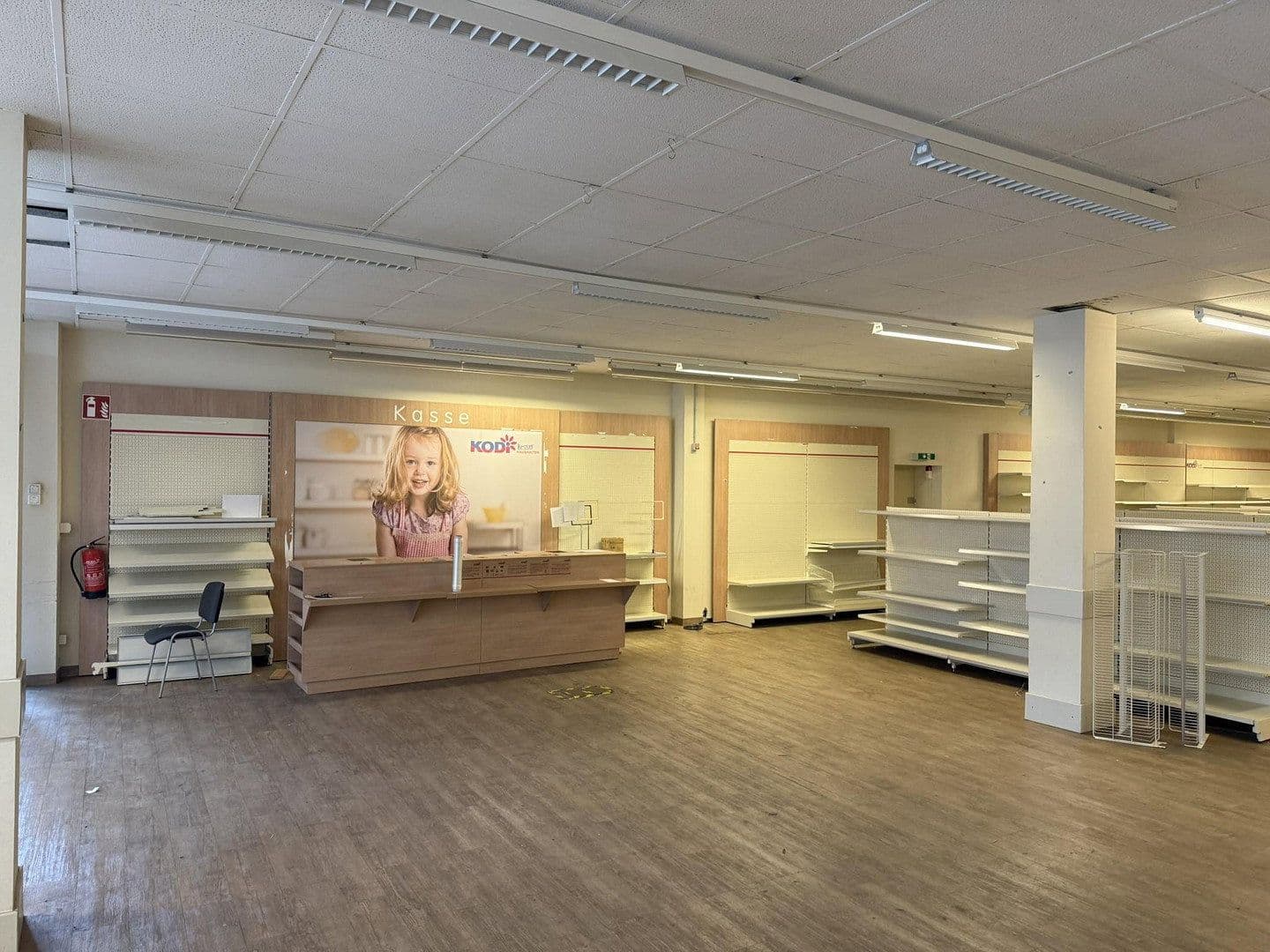 Prenájom nebytového priestoru 636 m², Stiftstr. 1 - 2, Herdecke, Severné Porýnie - Westfálsko Prenájom nebytového priestoru 636 m², Stiftstr. 1 - 2, Herdecke, Severné Porýnie - Westfálsko