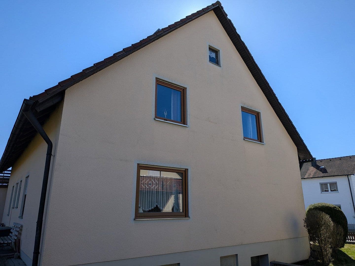 Predaj domu 175 m², pozemok 925 m², Schellenbachstr. 7, Eslarn, Bavorsko Predaj domu 175 m², pozemok 925 m², Schellenbachstr. 7, Eslarn, Bavorsko