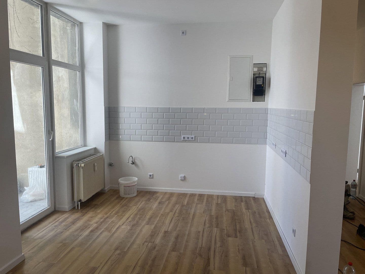Prenájom bytu 5-izbový 141 m², Friedrich-Wilhelm-Straße 38, Braunschweig, Dolné Sasko Prenájom bytu 5-izbový 141 m², Friedrich-Wilhelm-Straße 38, Braunschweig, Dolné Sasko