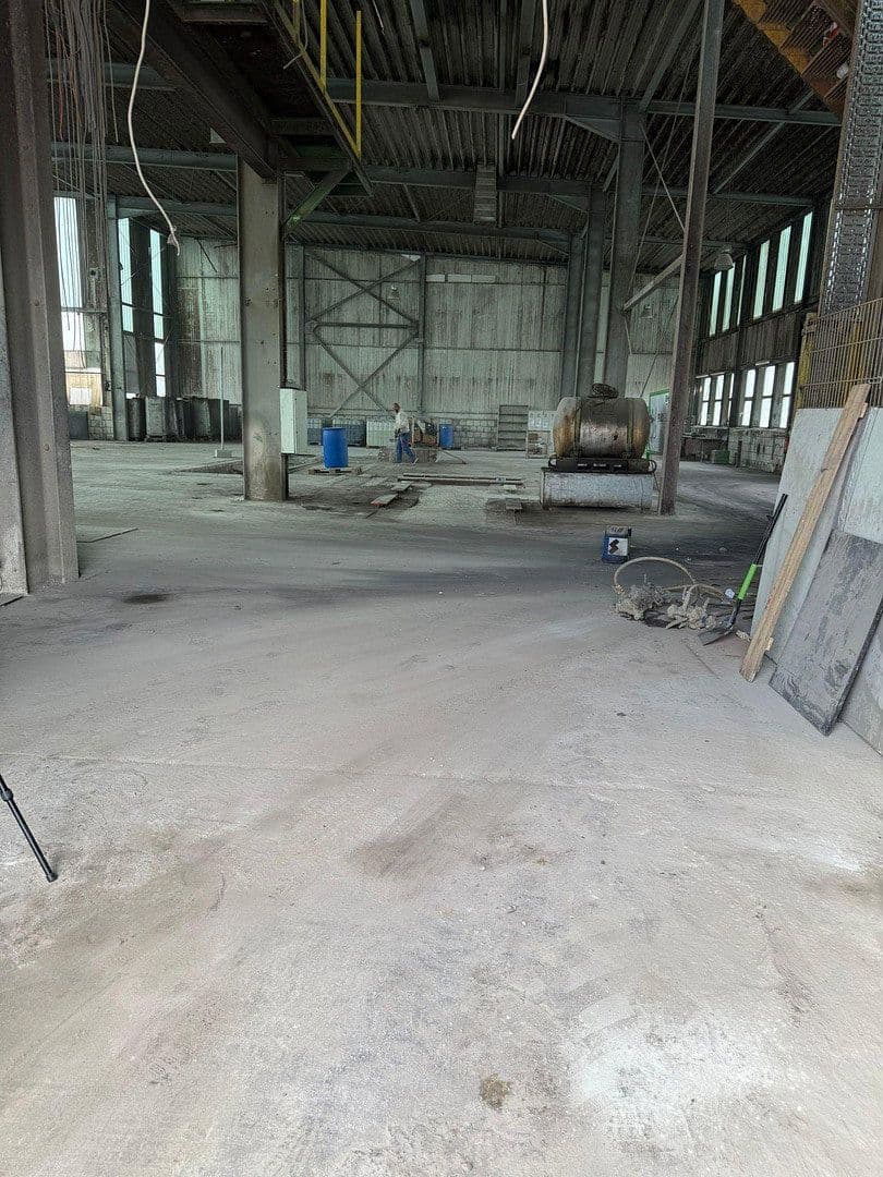 Prenájom nebytového priestoru 2.200 m², Hohendorfer Marke, Merseburg, Sasko-Anhaltsko Prenájom nebytového priestoru 2.200 m², Hohendorfer Marke, Merseburg, Sasko-Anhaltsko