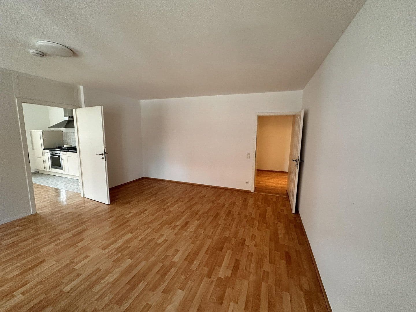 Prenájom bytu 2-izbový 73 m², Am Zehnt 9, Sinsheim, Bádensko-Wurttembersko Prenájom bytu 2-izbový 73 m², Am Zehnt 9, Sinsheim, Bádensko-Wurttembersko