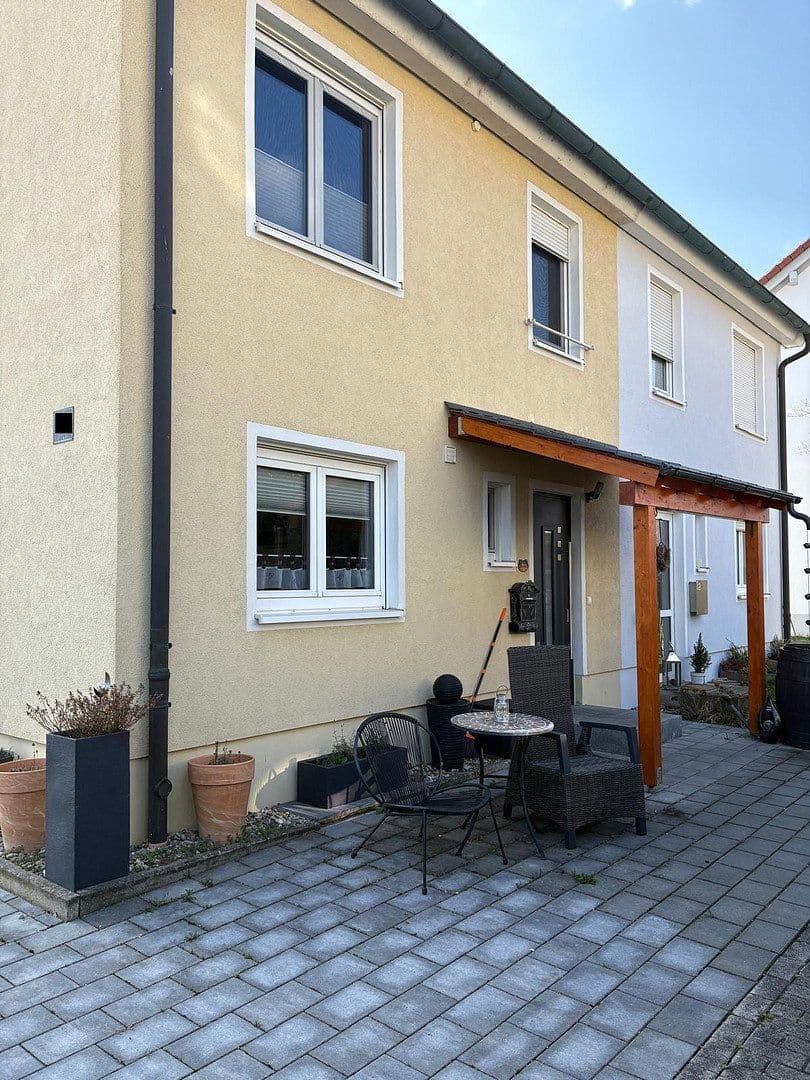 Predaj domu 128 m², pozemok 282 m², Ingolstadt, Bavorsko Predaj domu 128 m², pozemok 282 m², Ingolstadt, Bavorsko