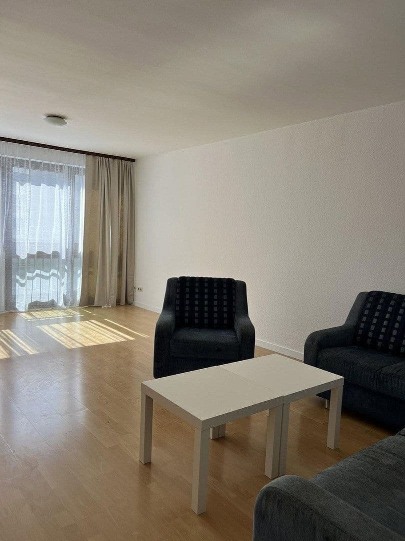 Prenájom bytu 2-izbový 70 m², Oederweg 43, FRANKFURT AM MAIN, Hesensko Prenájom bytu 2-izbový 70 m², Oederweg 43, FRANKFURT AM MAIN, Hesensko