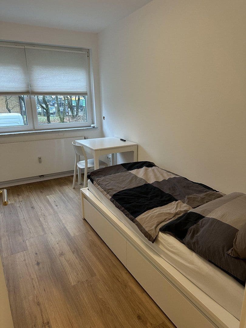 Prenájom bytu 25 m², Julius-Brecht-Straße 5, Frankfurt am Main, Hesensko Prenájom bytu 25 m², Julius-Brecht-Straße 5, Frankfurt am Main, Hesensko