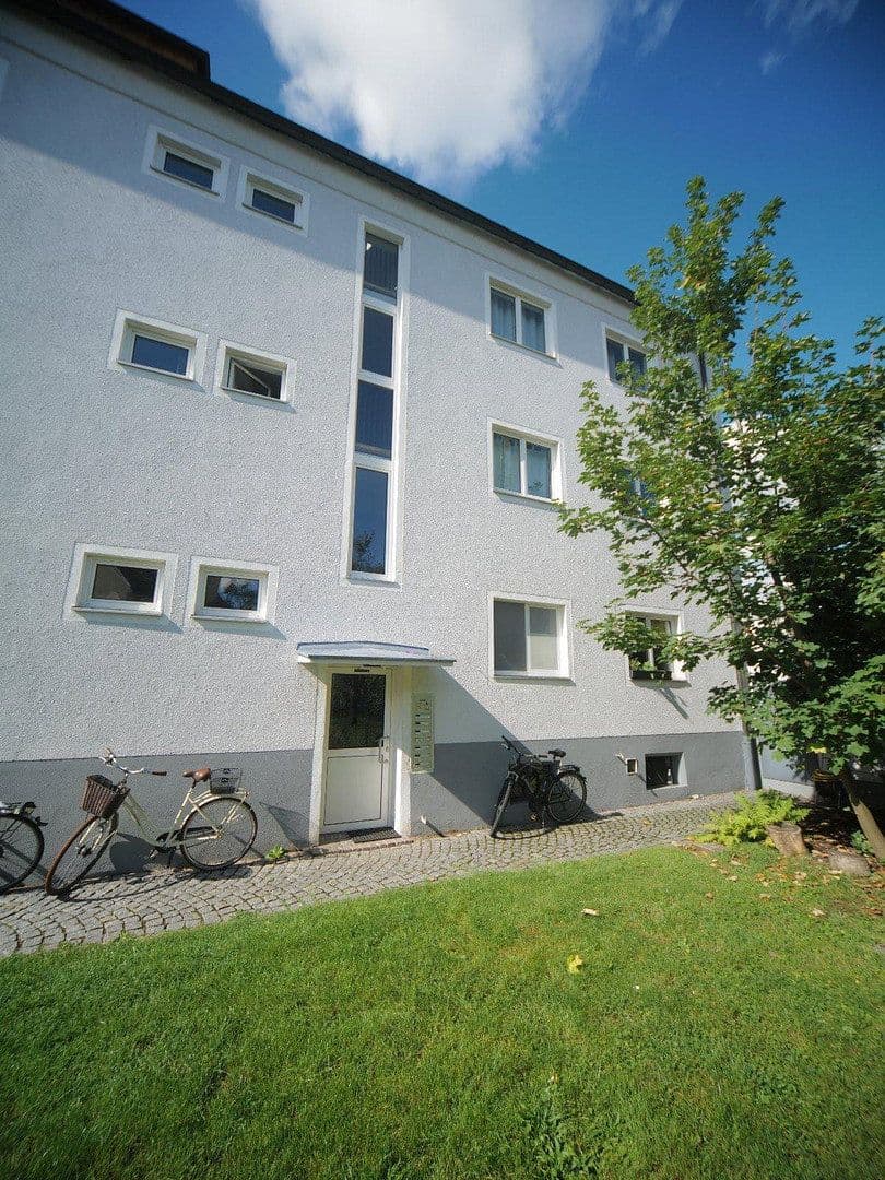 Predaj domu 539 m², pozemok 473 m², Regensburg, Bavorsko Predaj domu 539 m², pozemok 473 m², Regensburg, Bavorsko