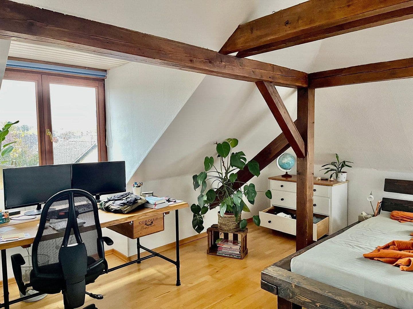 Predaj domu 539 m², pozemok 473 m², Regensburg, Bavorsko Predaj domu 539 m², pozemok 473 m², Regensburg, Bavorsko