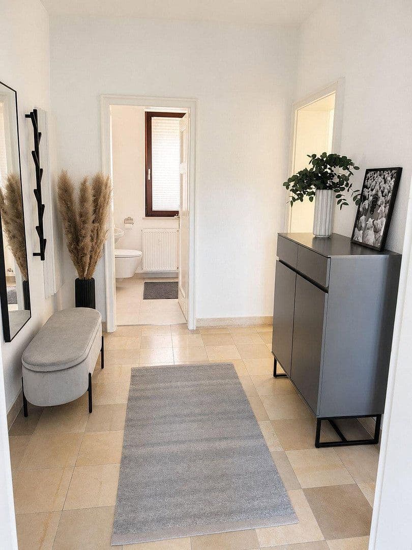 Prenájom bytu 3-izbový 64 m², Pforzheim, Bádensko-Wurttembersko Prenájom bytu 3-izbový 64 m², Pforzheim, Bádensko-Wurttembersko
