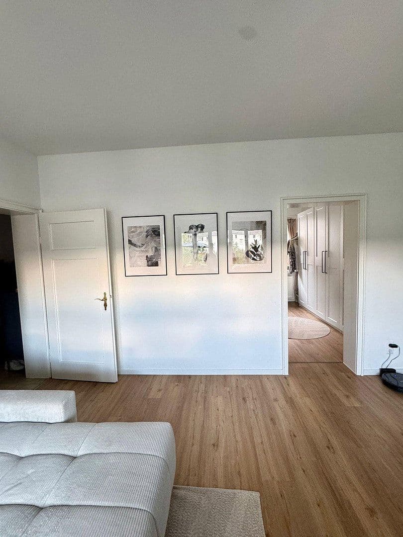 Prenájom bytu 3-izbový 64 m², Pforzheim, Bádensko-Wurttembersko Prenájom bytu 3-izbový 64 m², Pforzheim, Bádensko-Wurttembersko