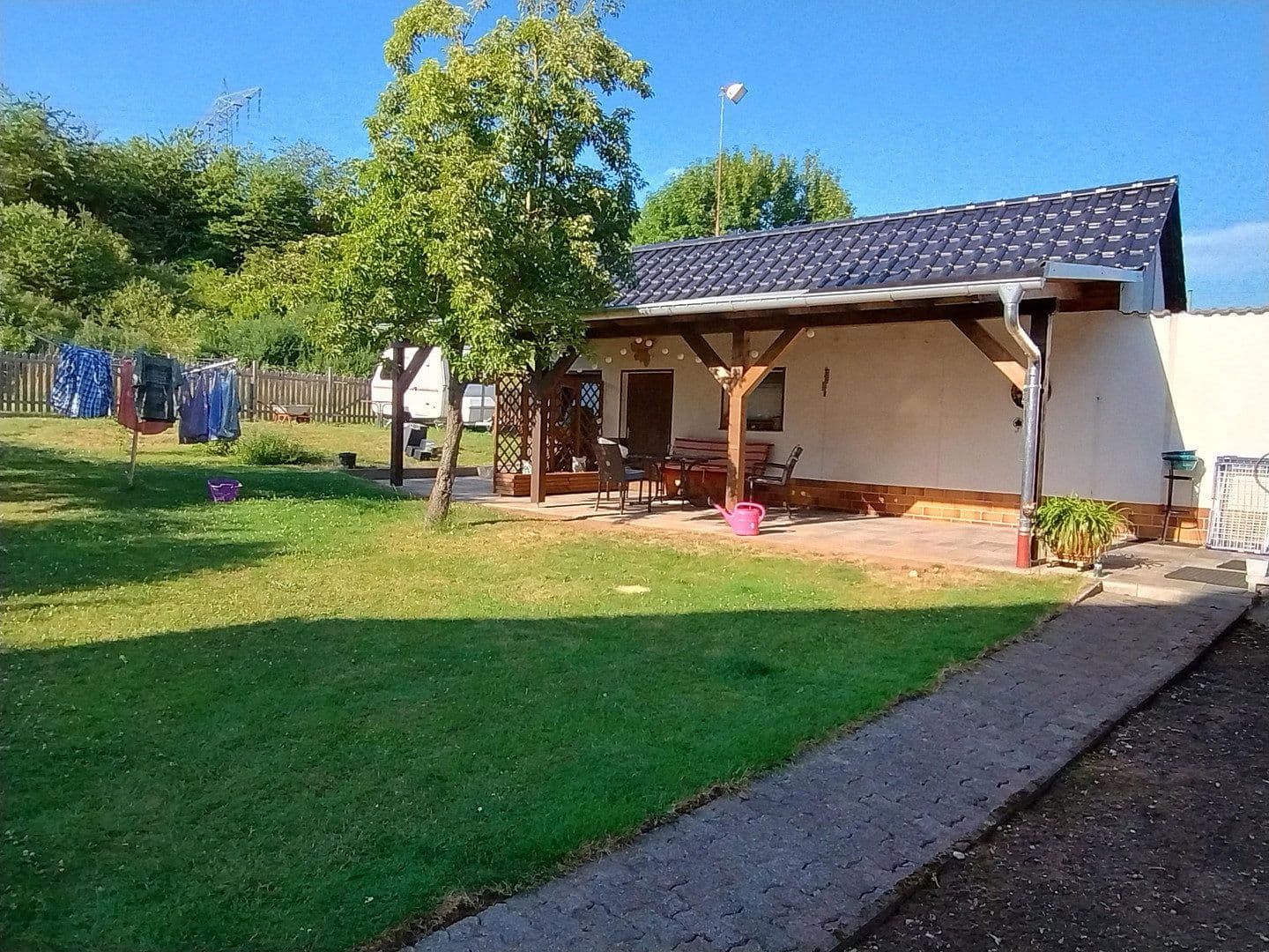 Predaj domu 180 m², pozemok 611 m², Herleshausen, Hesensko Predaj domu 180 m², pozemok 611 m², Herleshausen, Hesensko