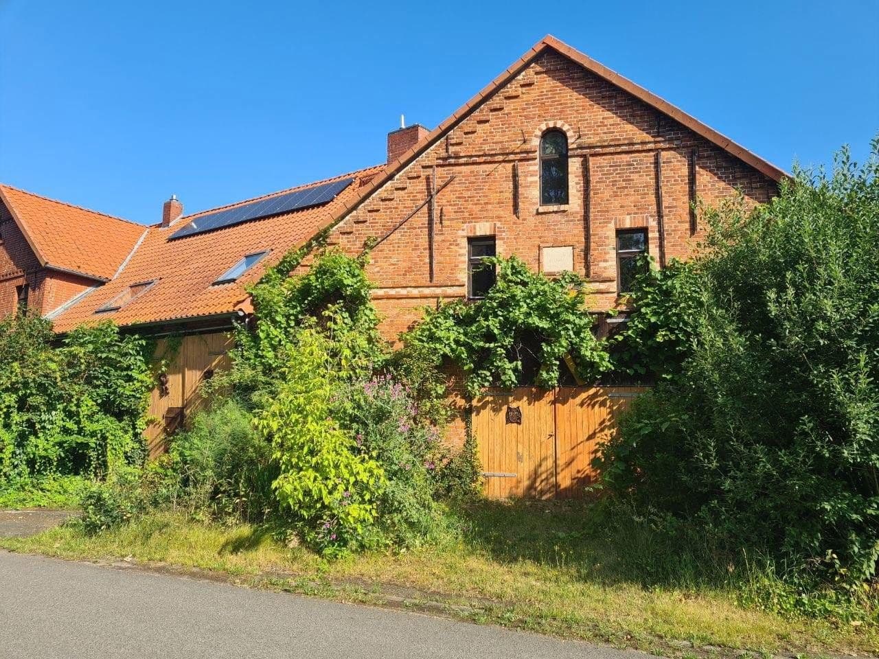 Predaj domu 540 m², pozemok 1.706 m², Lemgow, Dolné Sasko Predaj domu 540 m², pozemok 1.706 m², Lemgow, Dolné Sasko