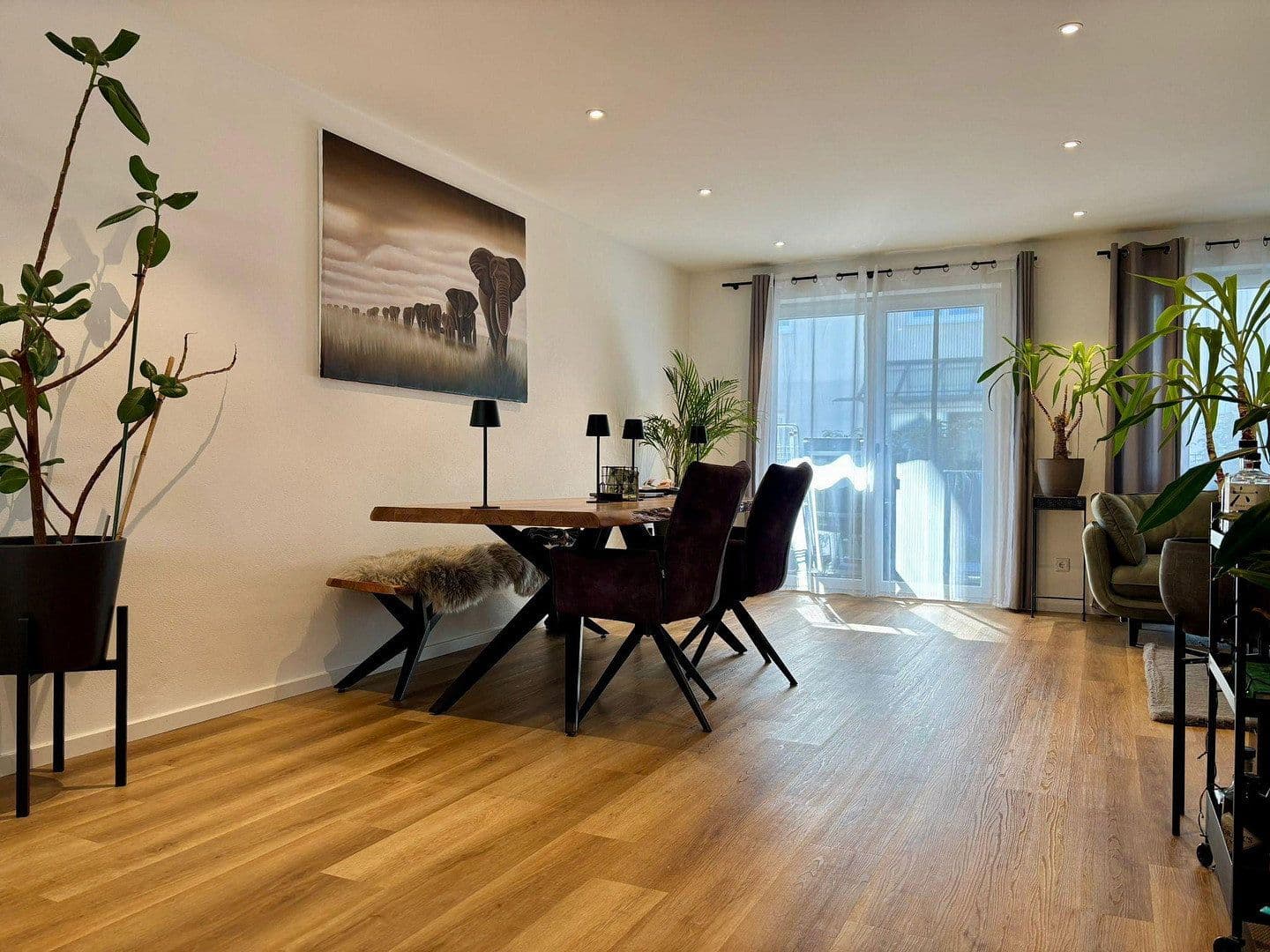 Prenájom bytu 2-izbový 77 m², Bürgermeister Krug Weg 5, Olching, Bavorsko Prenájom bytu 2-izbový 77 m², Bürgermeister Krug Weg 5, Olching, Bavorsko