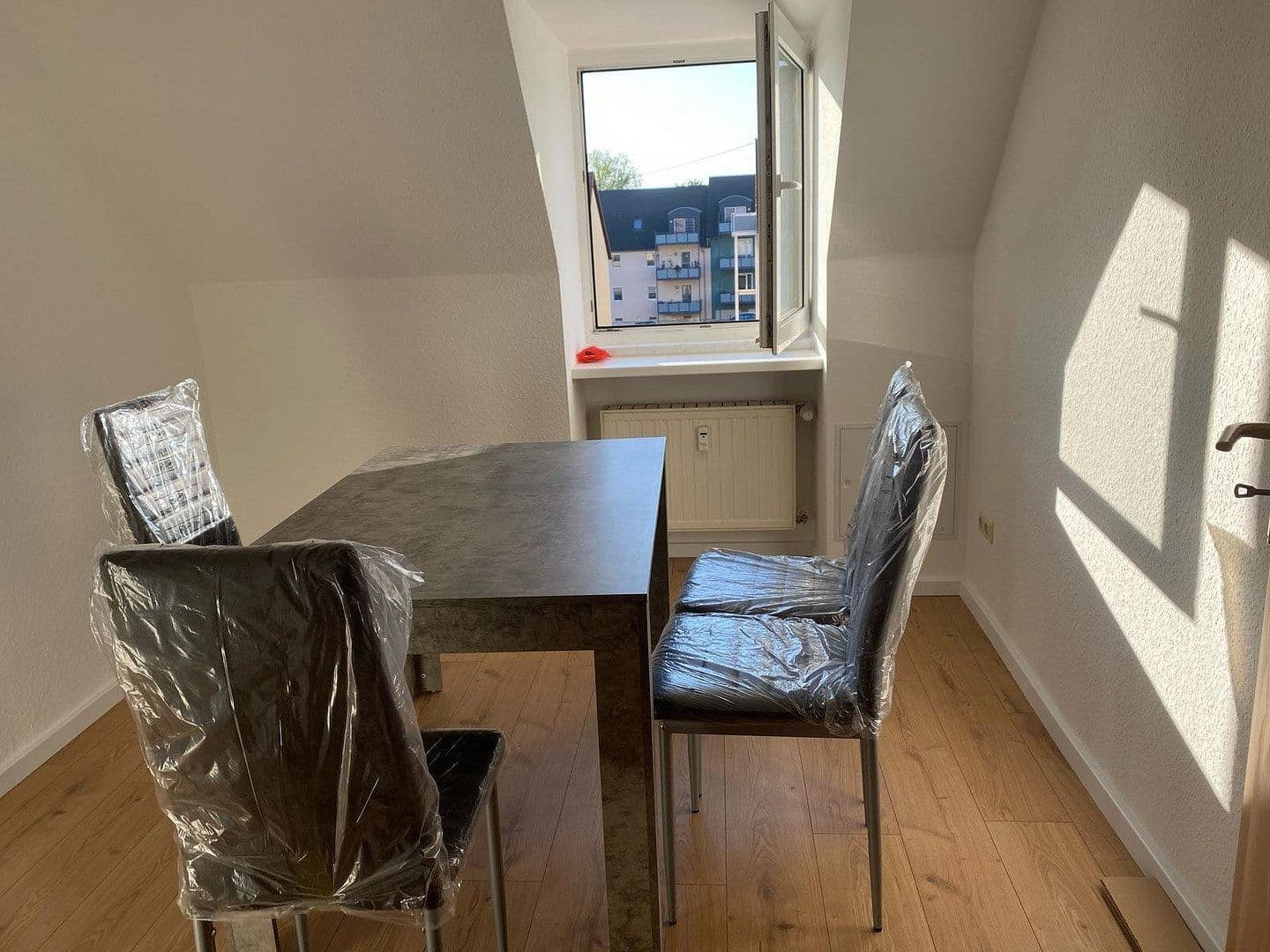 Prenájom bytu 3-izbový 46 m², Friedensstraße 19, Elsteraue, Sasko-Anhaltsko Prenájom bytu 3-izbový 46 m², Friedensstraße 19, Elsteraue, Sasko-Anhaltsko