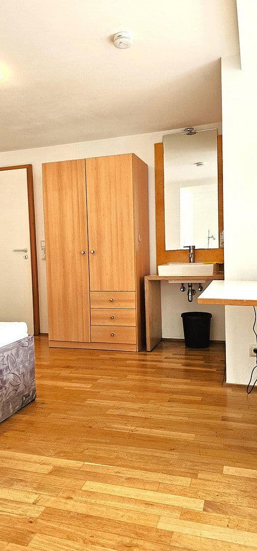 Prenájom bytu 1-izbový 20 m², Pleistalstraße 123, Sankt Augustin, Severné Porýnie - Westfálsko Prenájom bytu 1-izbový 20 m², Pleistalstraße 123, Sankt Augustin, Severné Porýnie - Westfálsko