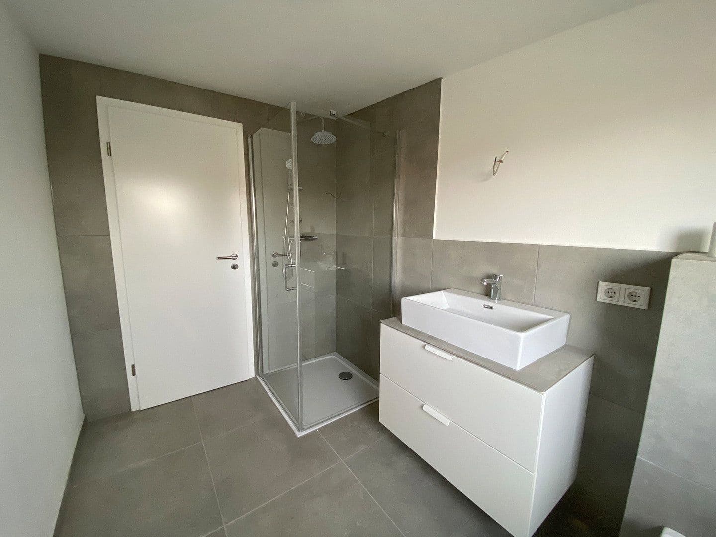 Prenájom bytu 4-izbový 104 m², Leunisstraße 2, Hildesheim, Dolné Sasko Prenájom bytu 4-izbový 104 m², Leunisstraße 2, Hildesheim, Dolné Sasko