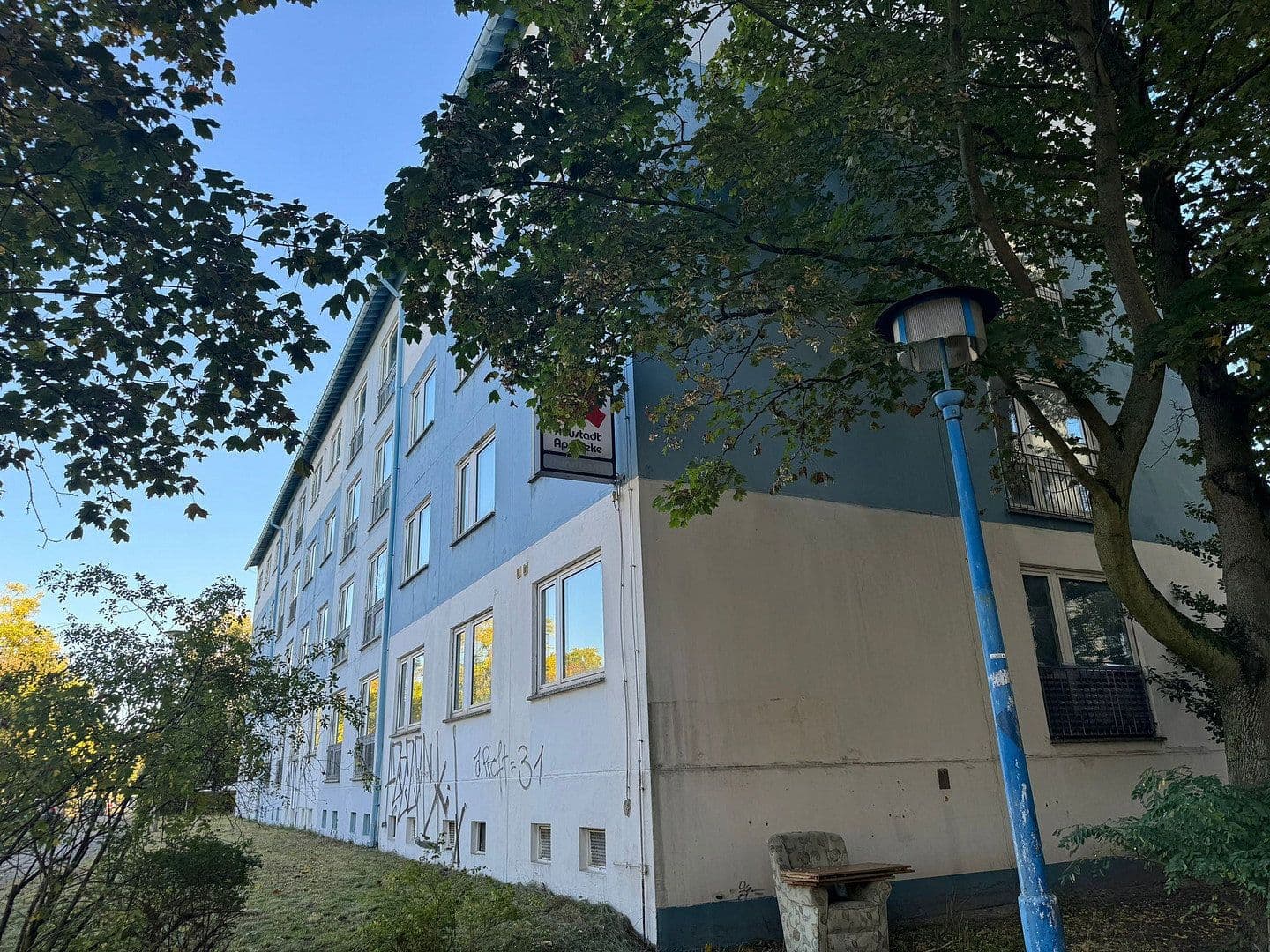 Predaj domu 1.575 m², pozemok 2.457 m², Erich Weinert Straße 2-6, Hoyerswerda - Wojerecy, Sasko Predaj domu 1.575 m², pozemok 2.457 m², Erich Weinert Straße 2-6, Hoyerswerda - Wojerecy, Sasko