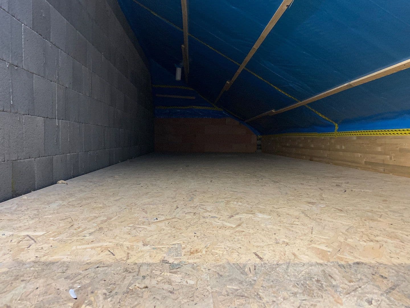 Prenájom bytu 2-izbový 80 m², Am Segelberg 13, Wassenberg, Severné Porýnie - Westfálsko Prenájom bytu 2-izbový 80 m², Am Segelberg 13, Wassenberg, Severné Porýnie - Westfálsko