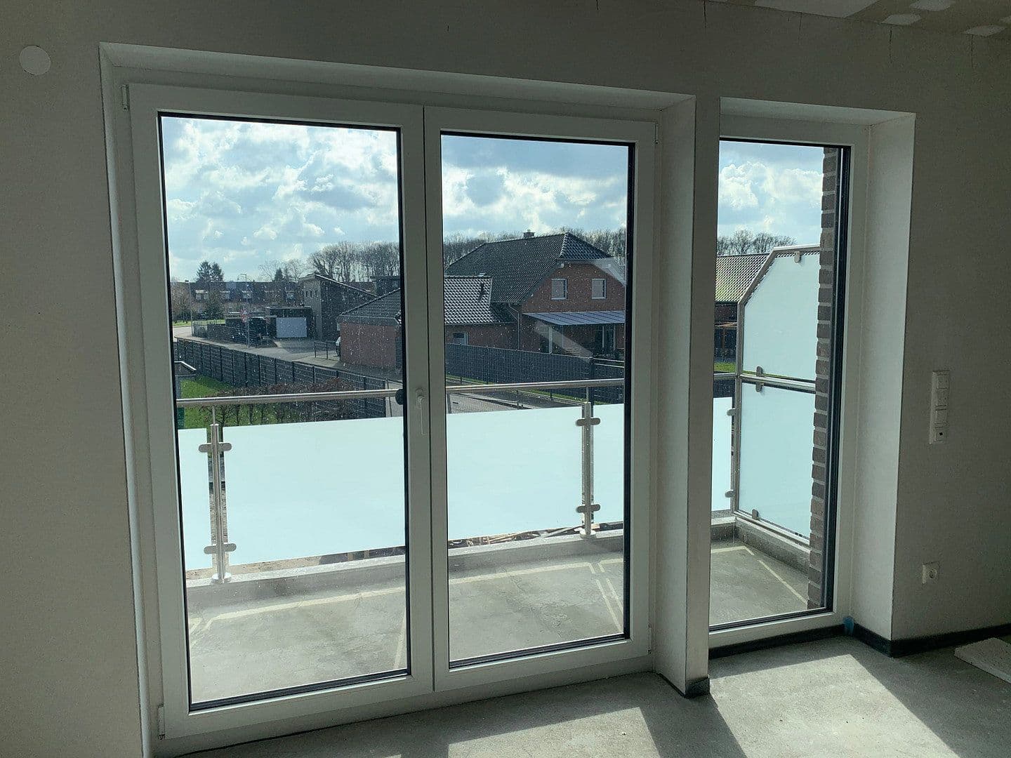 Prenájom bytu 2-izbový 80 m², Am Segelberg 13, Wassenberg, Severné Porýnie - Westfálsko Prenájom bytu 2-izbový 80 m², Am Segelberg 13, Wassenberg, Severné Porýnie - Westfálsko