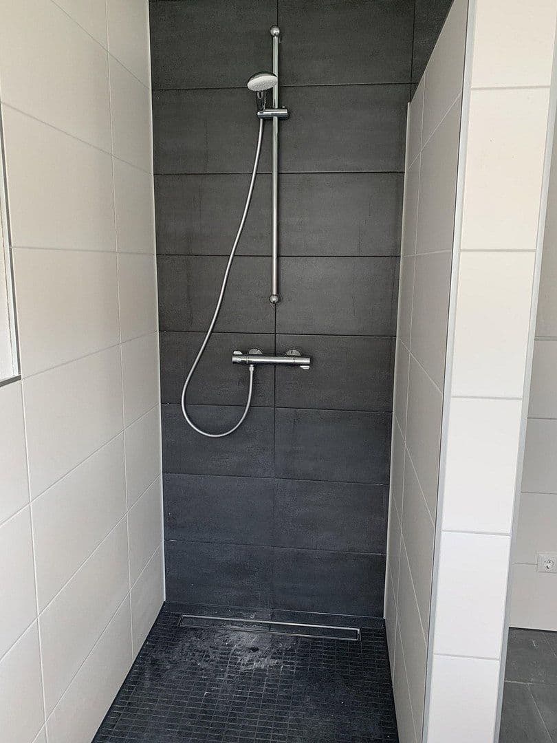 Prenájom bytu 2-izbový 80 m², Am Segelberg 13, Wassenberg, Severné Porýnie - Westfálsko Prenájom bytu 2-izbový 80 m², Am Segelberg 13, Wassenberg, Severné Porýnie - Westfálsko