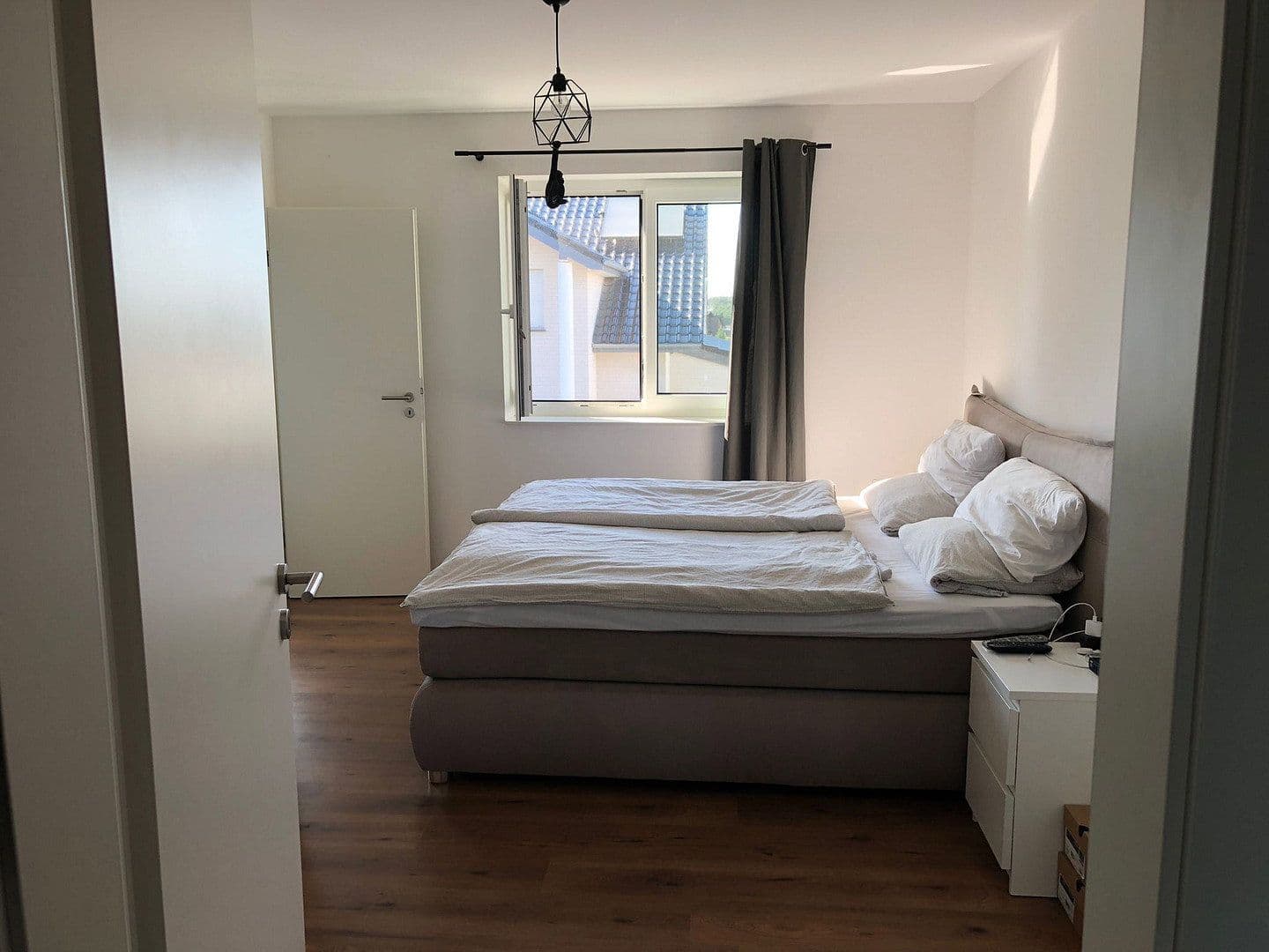 Prenájom bytu 2-izbový 80 m², Am Segelberg 13, Wassenberg, Severné Porýnie - Westfálsko Prenájom bytu 2-izbový 80 m², Am Segelberg 13, Wassenberg, Severné Porýnie - Westfálsko