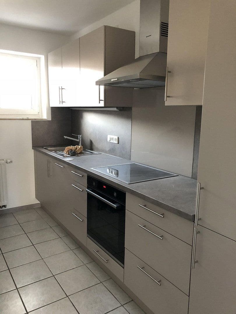 Prenájom bytu 3-izbový 63 m², Gießen, Hesensko Prenájom bytu 3-izbový 63 m², Gießen, Hesensko
