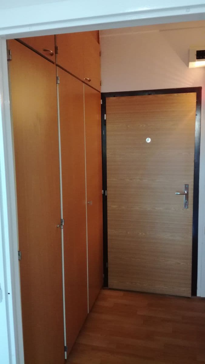 Prenájom bytu 1-izbový 26 m², Na Pastvisku, Opava, Moravskoslezský kraj Prenájom bytu 1-izbový 26 m², Na Pastvisku, Opava, Moravskoslezský kraj