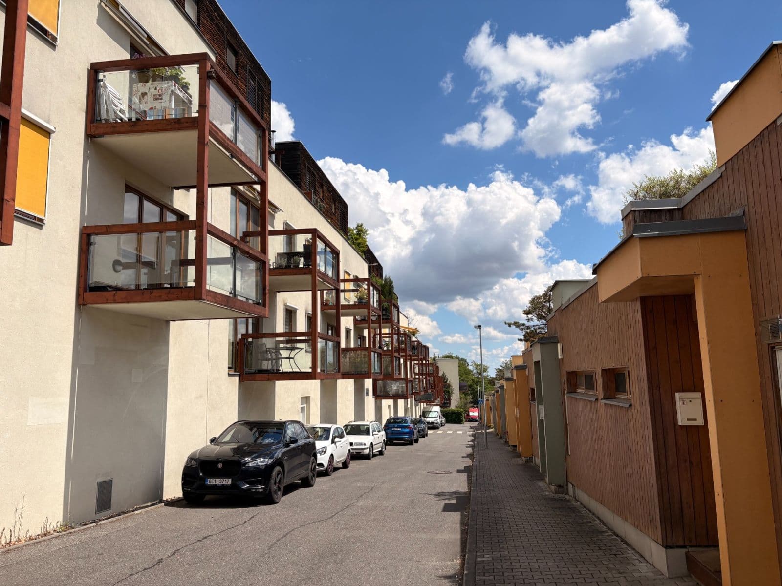 Prenájom bytu 2-izbový 75 m², Linhartova, Praha, Praha Prenájom bytu 2-izbový 75 m², Linhartova, Praha, Praha