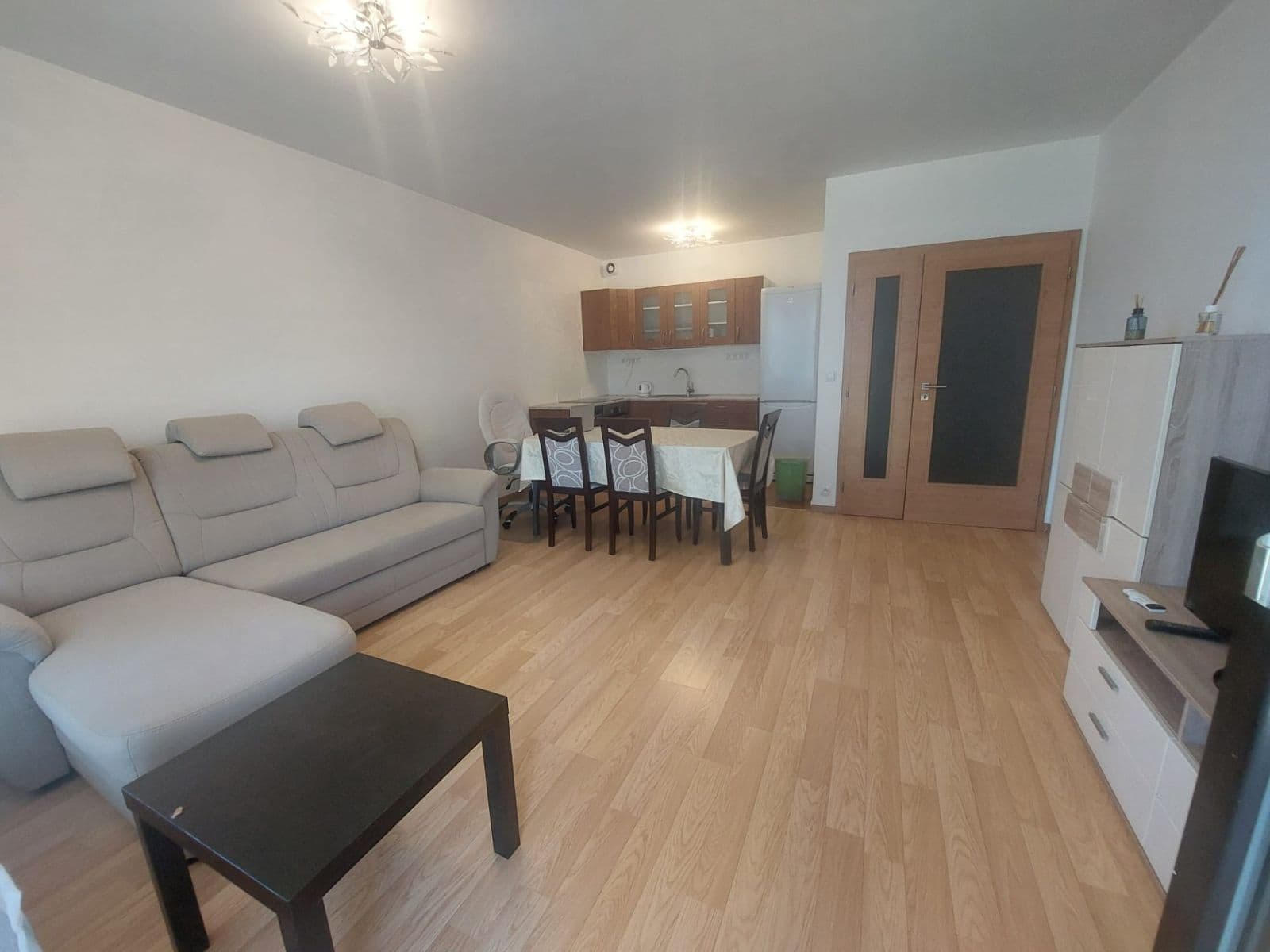 Prenájom bytu 2-izbový 60 m², Sousedíkova, Praha, Praha Prenájom bytu 2-izbový 60 m², Sousedíkova, Praha, Praha