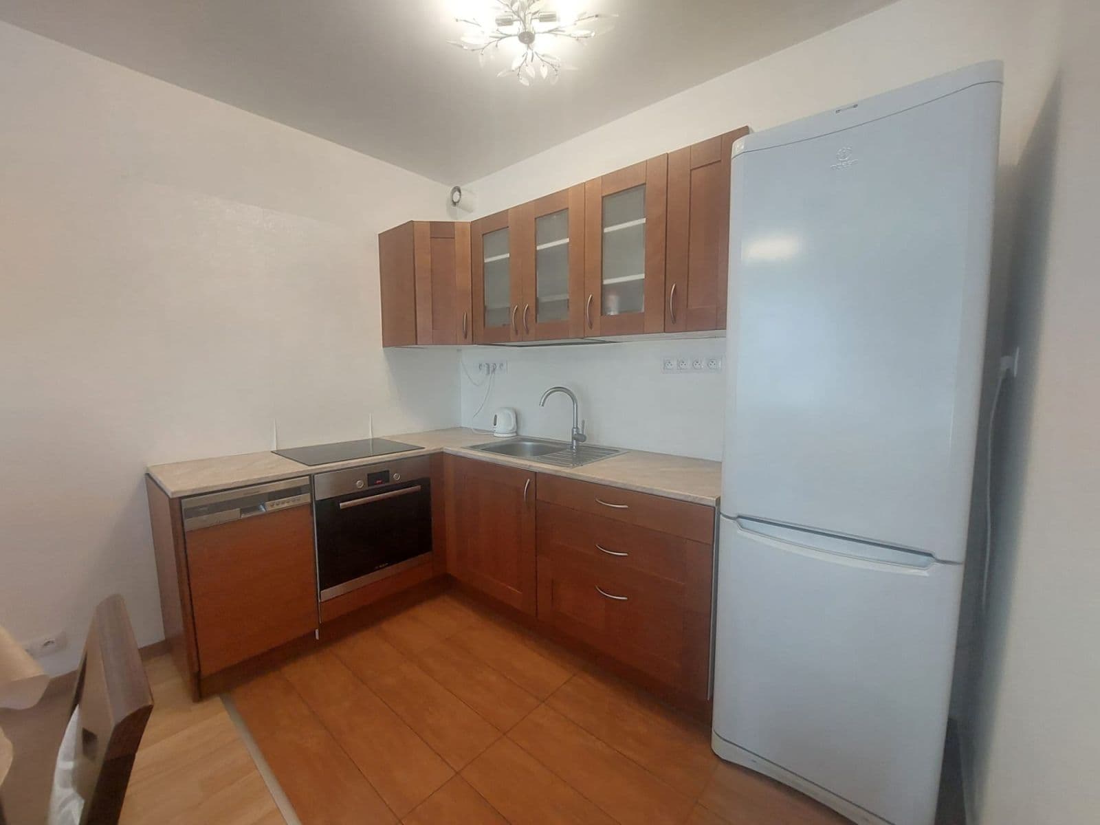 Prenájom bytu 2-izbový 60 m², Sousedíkova, Praha, Praha Prenájom bytu 2-izbový 60 m², Sousedíkova, Praha, Praha