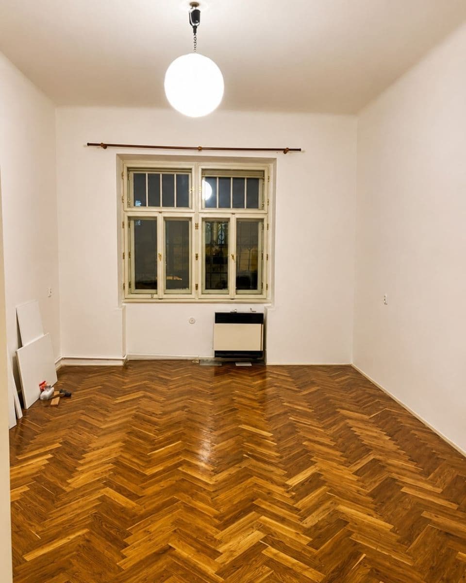 Prenájom bytu 2-izbový 50 m², Lužická, Praha, Praha Prenájom bytu 2-izbový 50 m², Lužická, Praha, Praha
