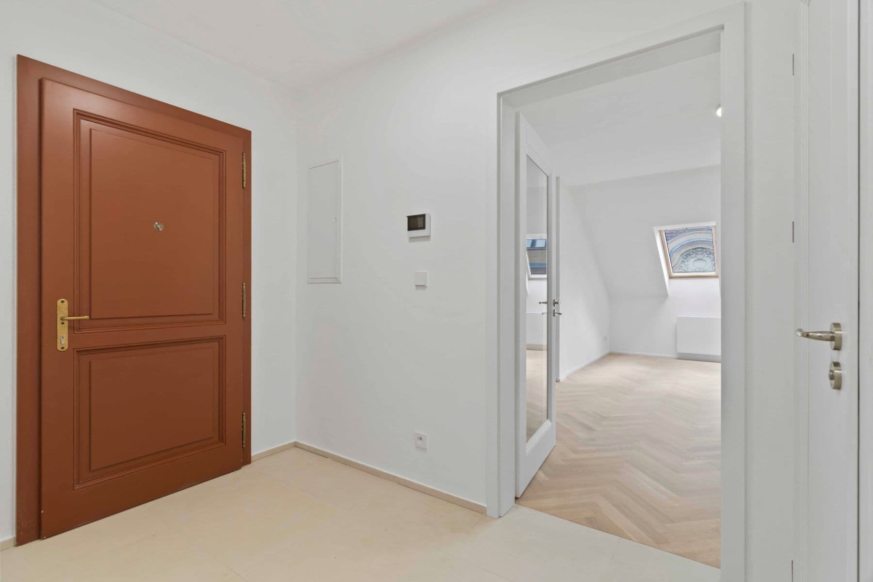 Prenájom bytu 3-izbový 91 m², Sezimova, Praha, Praha Prenájom bytu 3-izbový 91 m², Sezimova, Praha, Praha